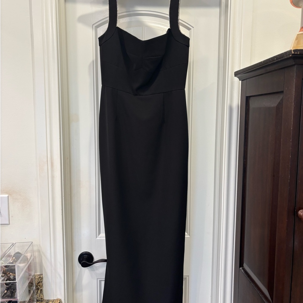 SALONI Black Sheath Cocktail Dress Sweetheart Neckline